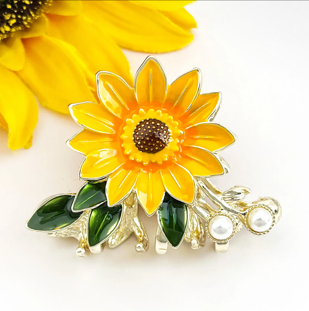 sunflower metal clip