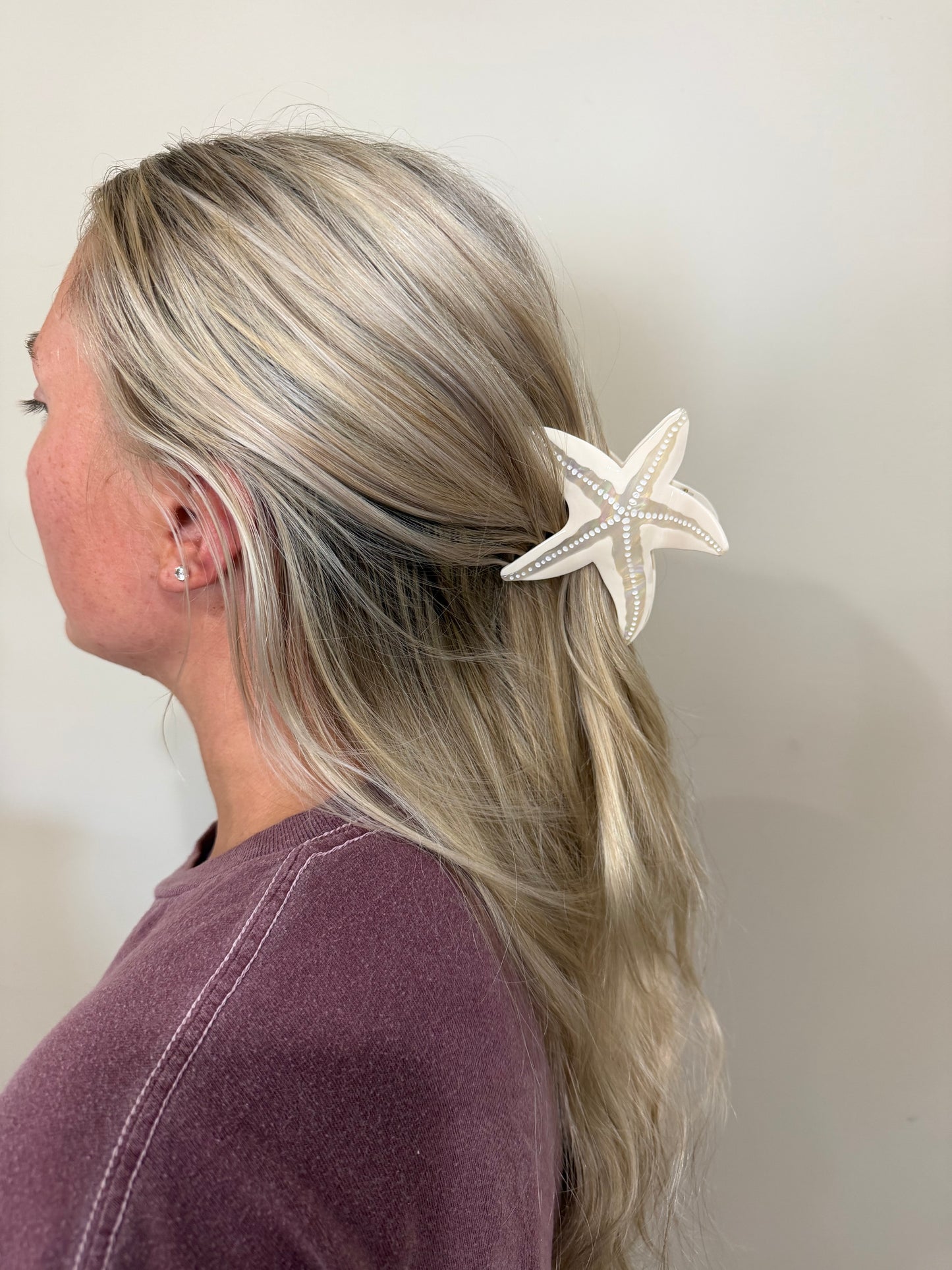 beige starfish clip
