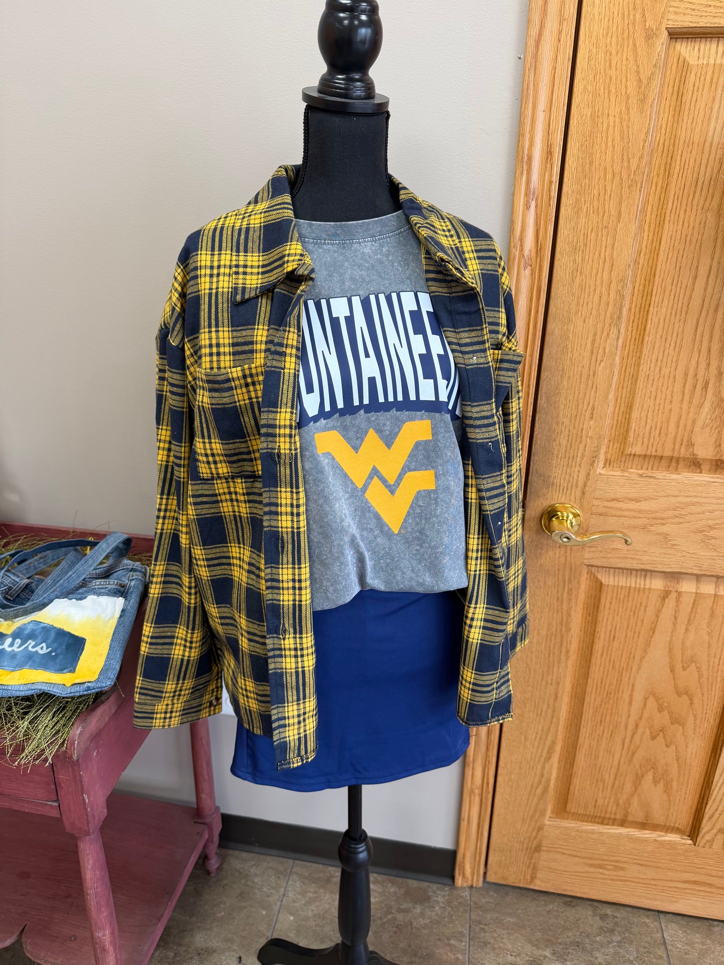 blue & gold flannel