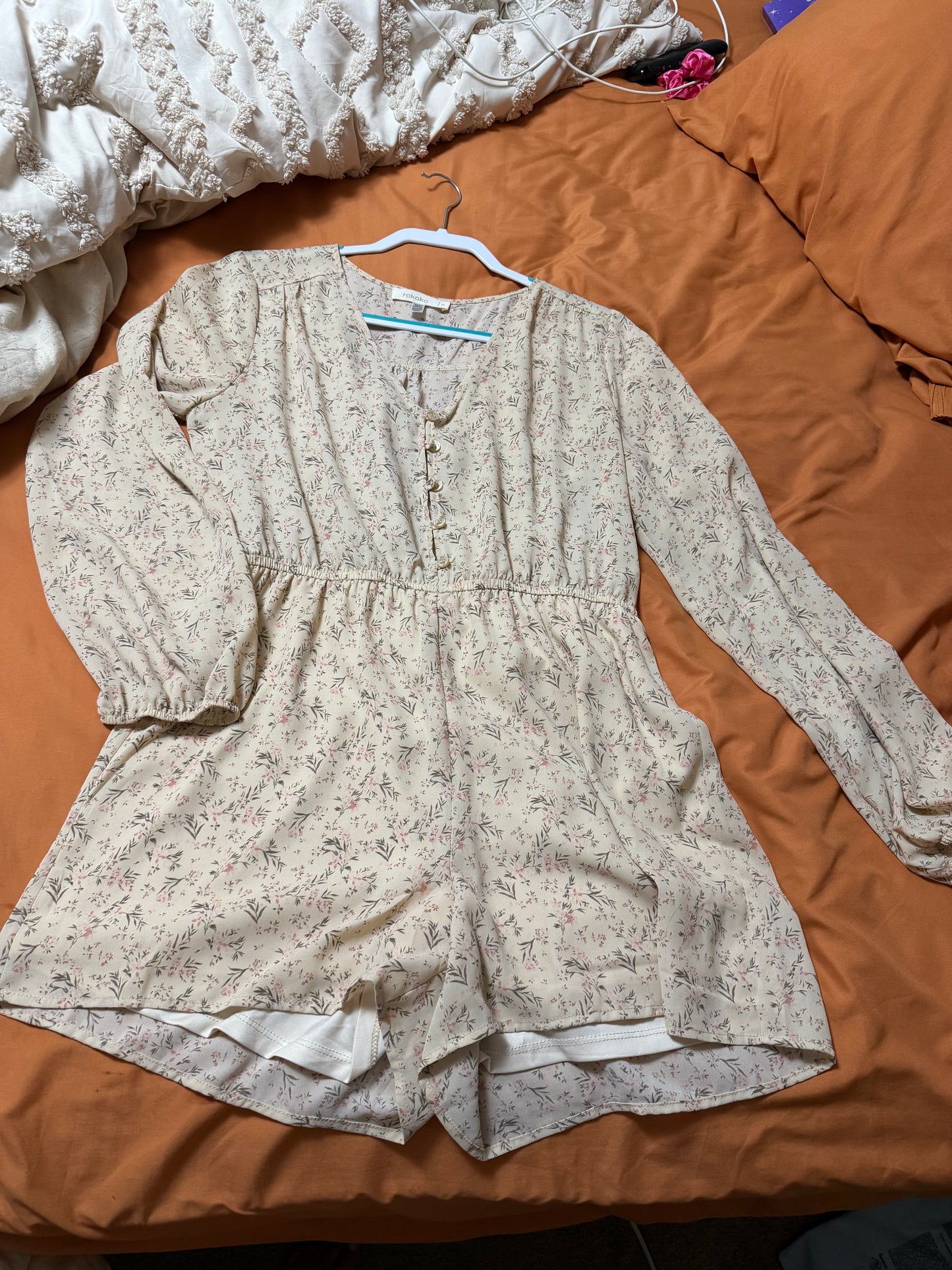 medium gently used floral romper